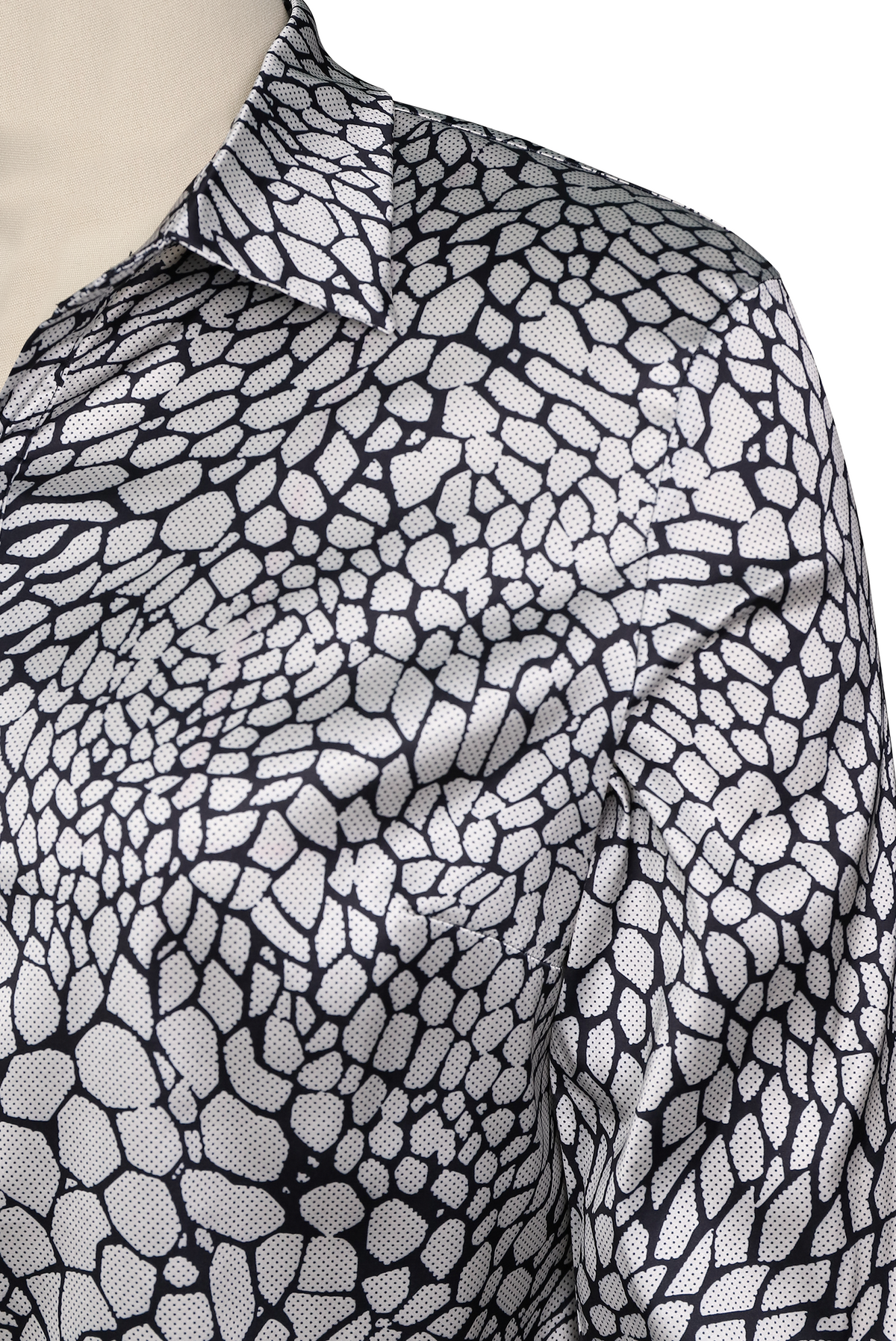 Sélène | Blouse en satin imprimé python