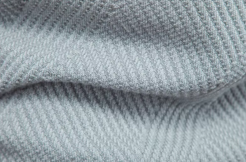 Raph | Pull élégant pour homme à motif chevrons