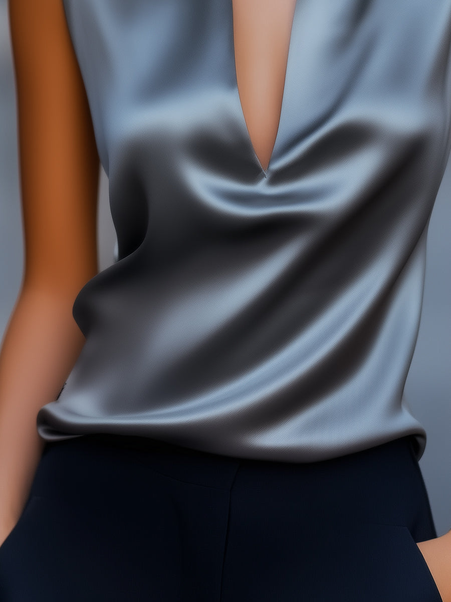 Perle | Top en satin gris décolleté plongeant