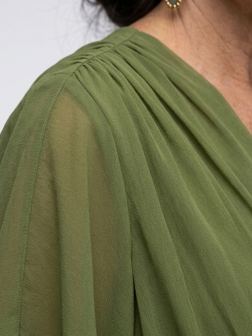 Elysia | Robe midi drapée à encolure