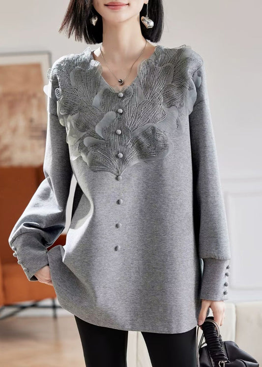 Sweat-shirt à col V – Dentelle et patchwork