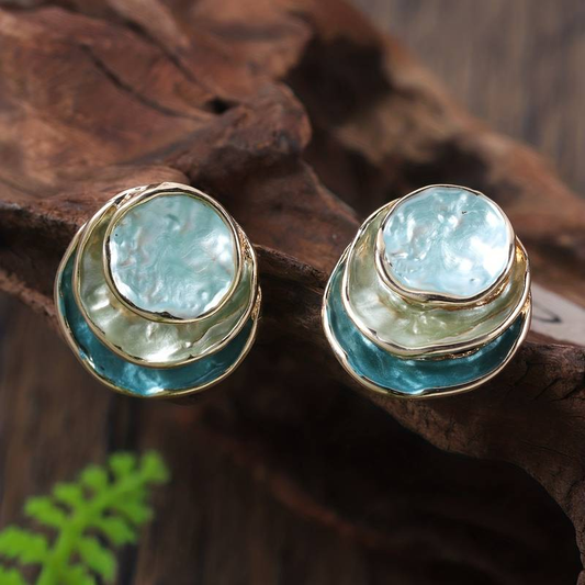 Boucles d'oreilles artisanales en bois de mer peint